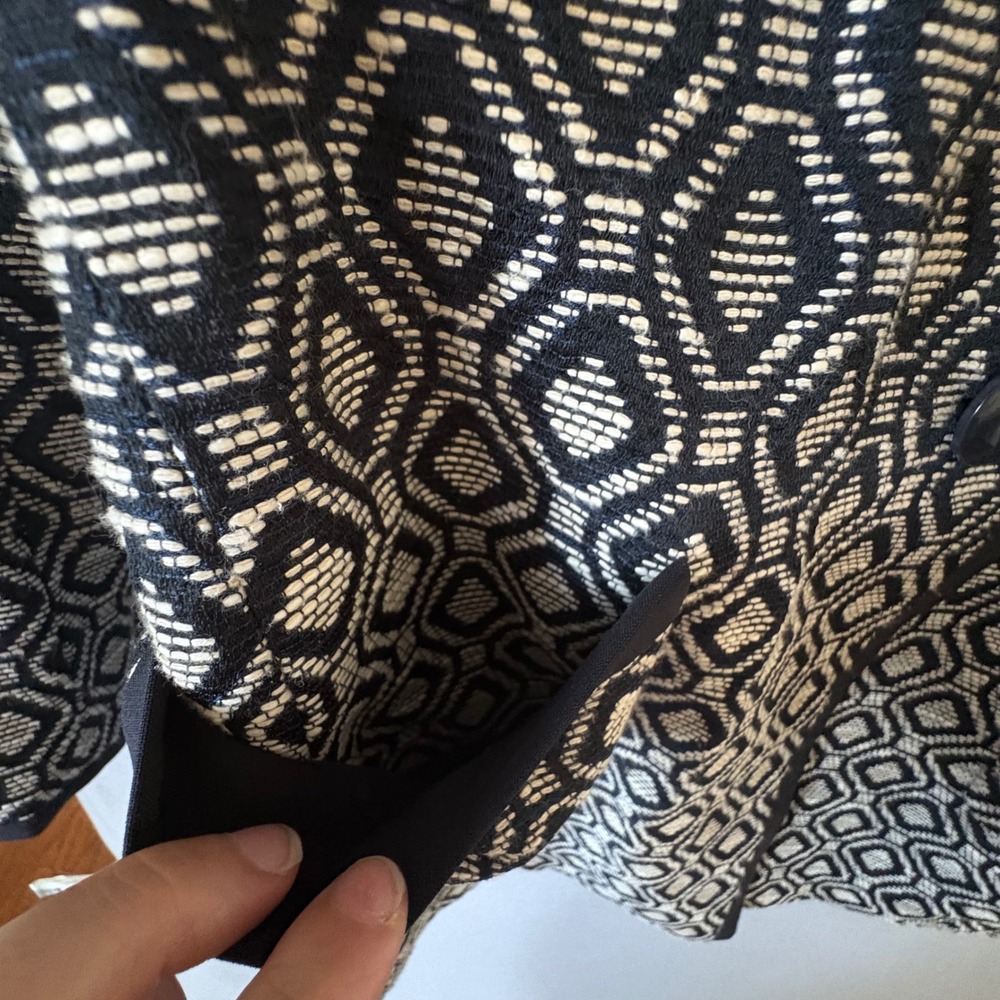 Carlisle Black Cream Geometric Diamond Jacquard Knit Coat Jacket Sz 4 - Picture 6 of 8